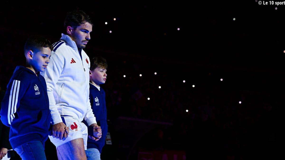 Antoine Dupont n'est pas seul, «il y a deux patrons» au XV de France !