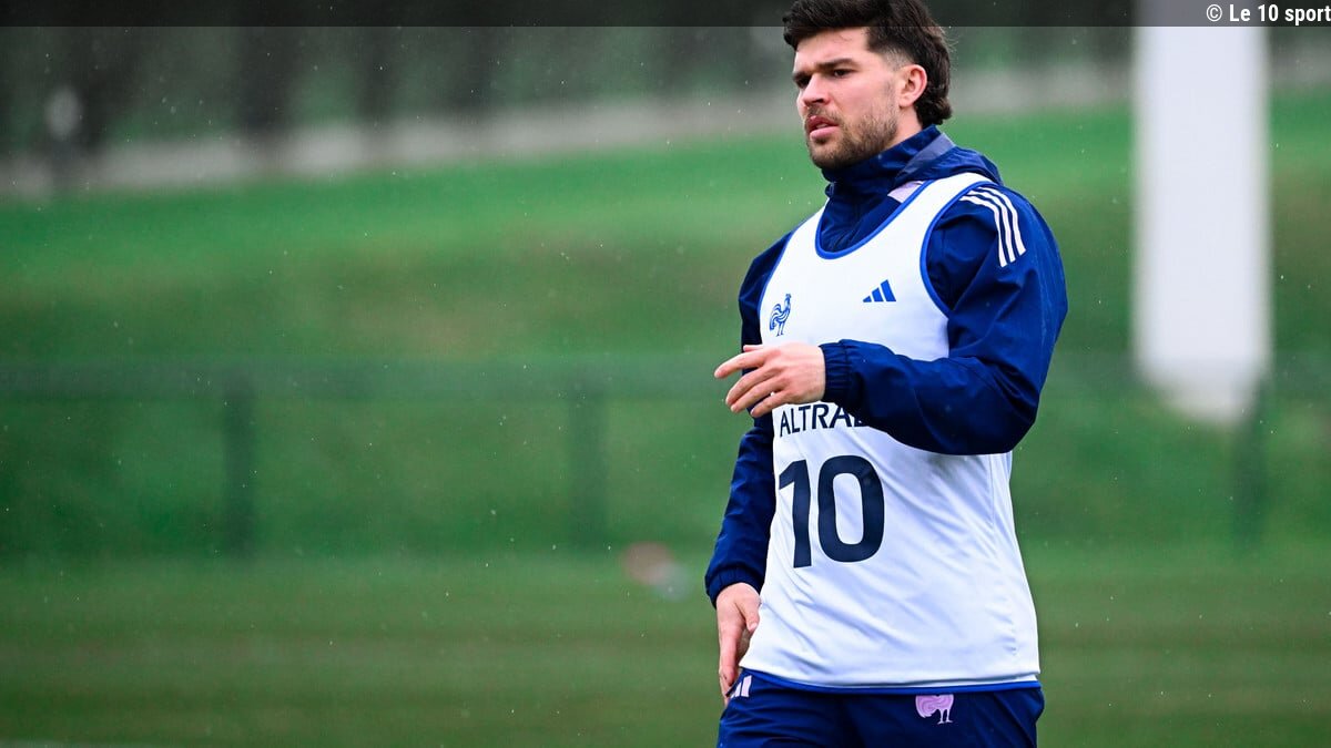 Le XV de France est chamboulé quelques heures avant un match : L'absence de Matthieu Jalibert change tout (et son remplaçant 