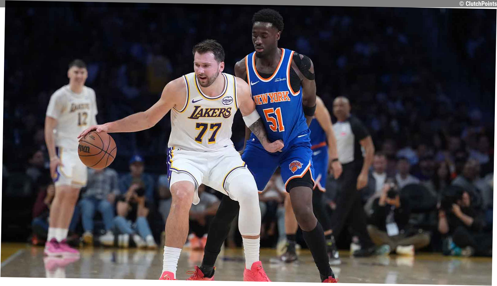 Did Luka Doncic just make money sign at refs after no-call?