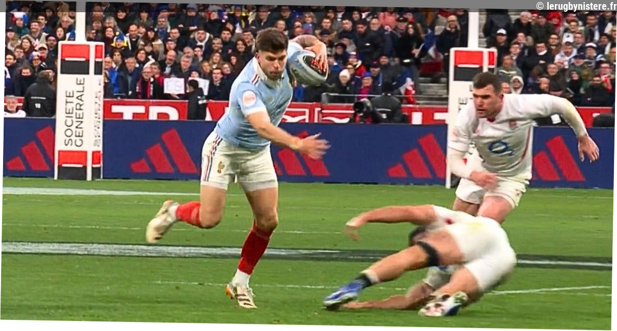 « Le vrai Matthieu » : Libéré, délivré, Jalibert s'est-il définitivement installé à l'ouverture chez les Bleus ?