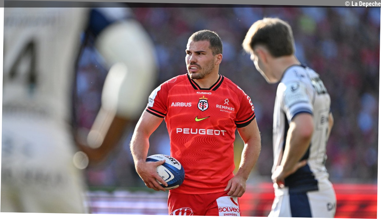 Stade Toulousain-Bristol : "Ce sera beaucoup plus compliqué la semaine prochaine…" La mise en garde d'Antoine Dupont avant le
