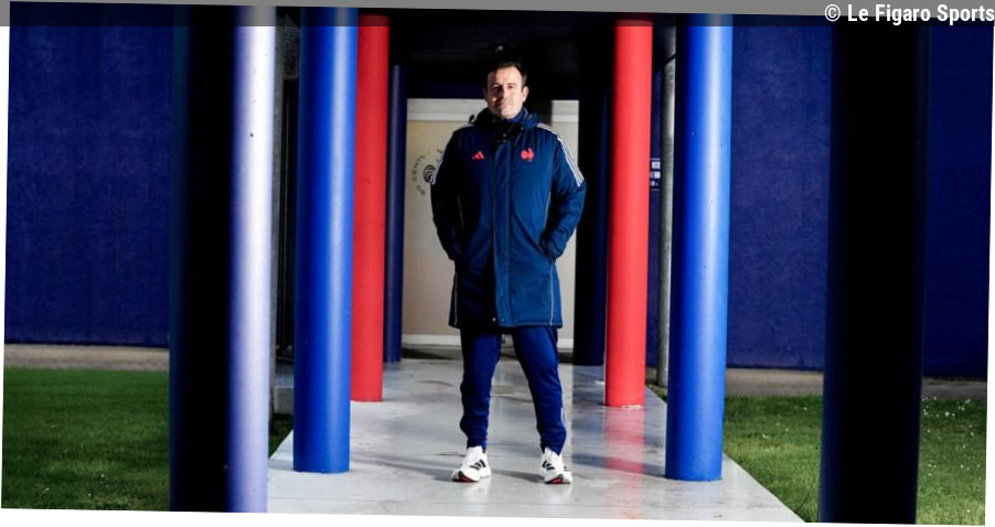 Six Nations féminin : «Il est très important que les choses aient du sens», le défi de François Ratier à la tête des Bleues