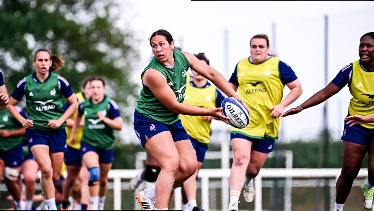 Tournoi des 6 Nations féminin - La composition des Bleues pour l'Irlande : Teani Feleu au centre, Ambre Mwayembe titulaire