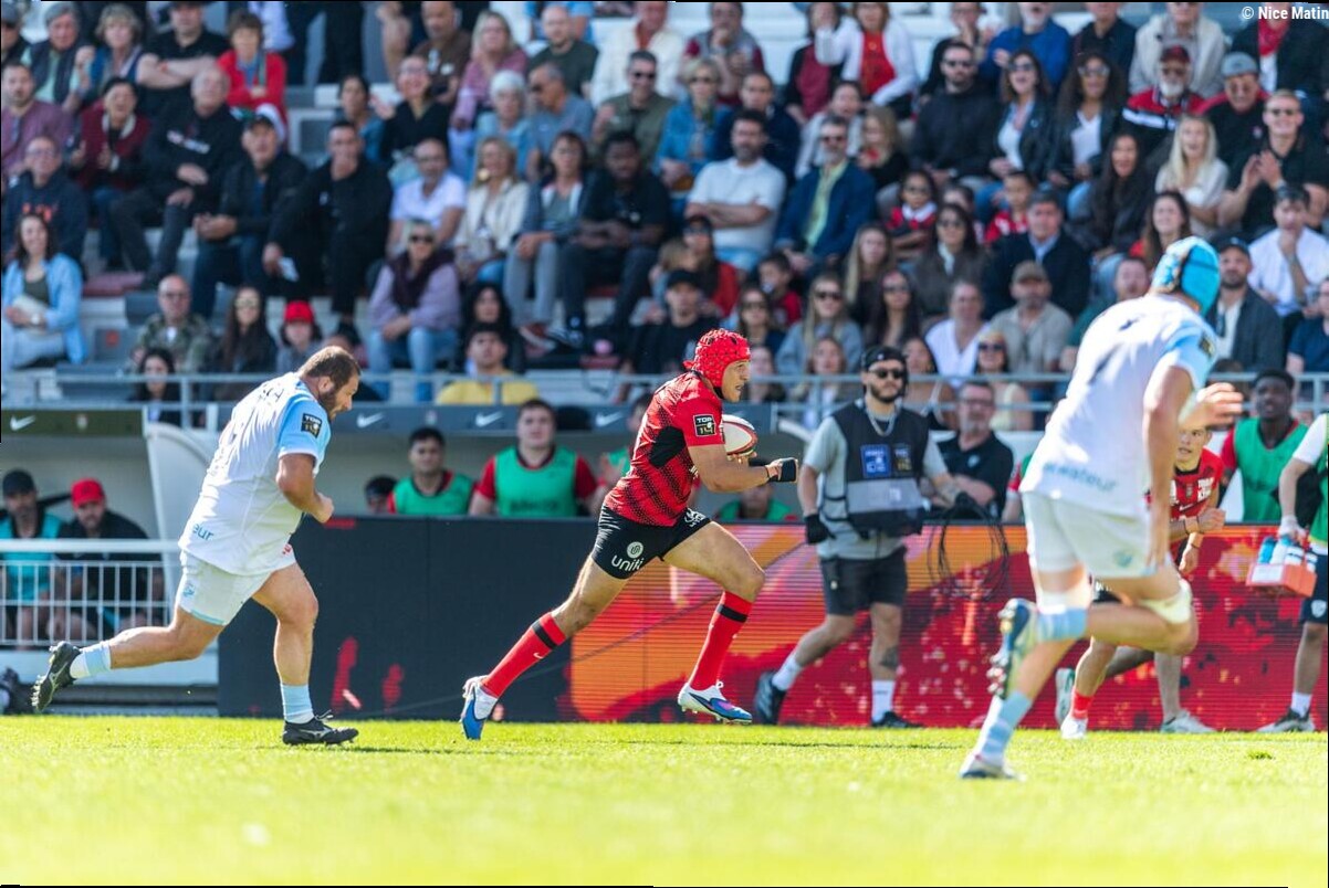 Toulon offensif face à Bayonne, mène de presque 20 points à la mi-temps