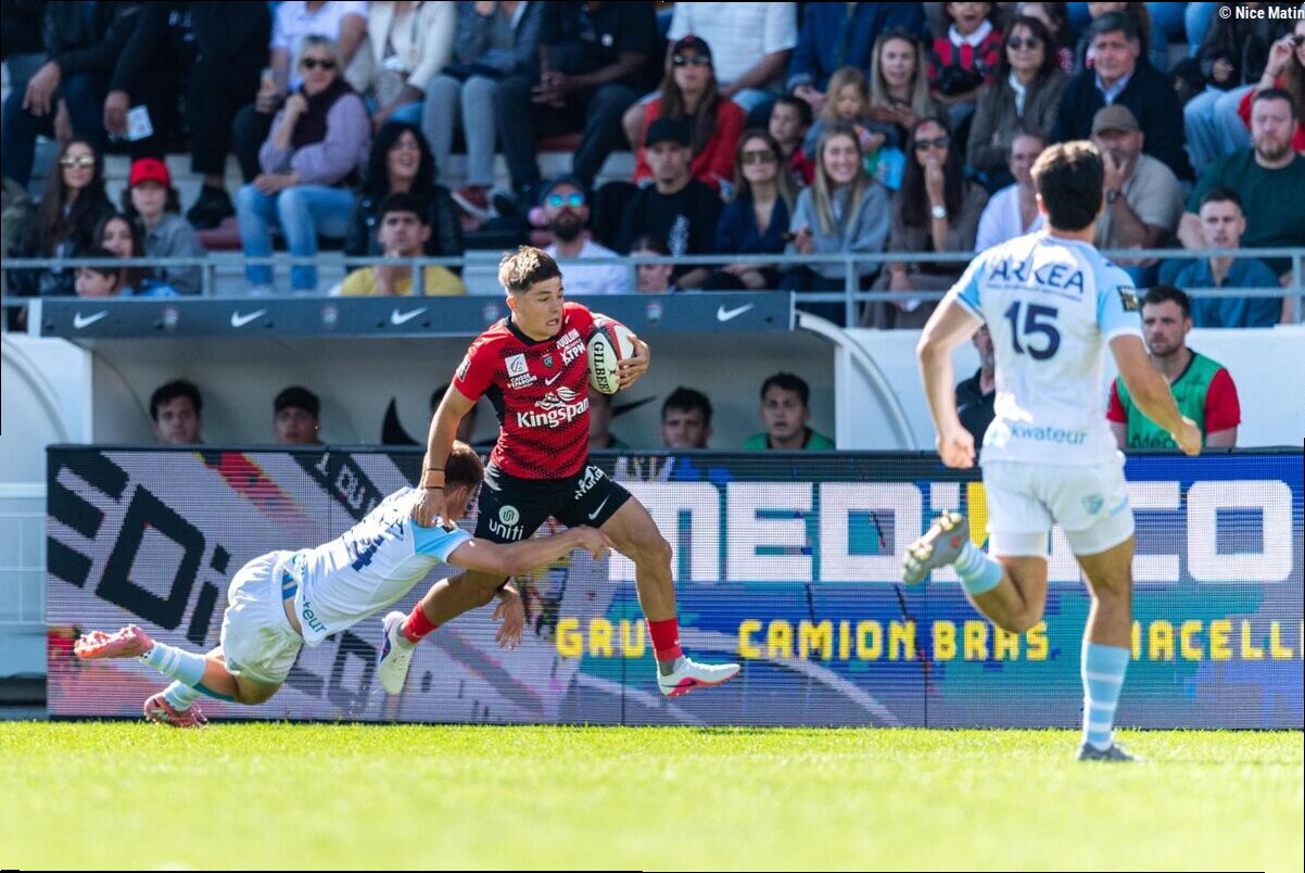 Jolis essais, passes décisives délicieuses, défense sérieuse : Mathis Ferté et Zach Mercer ont marqué des points lors de Toul