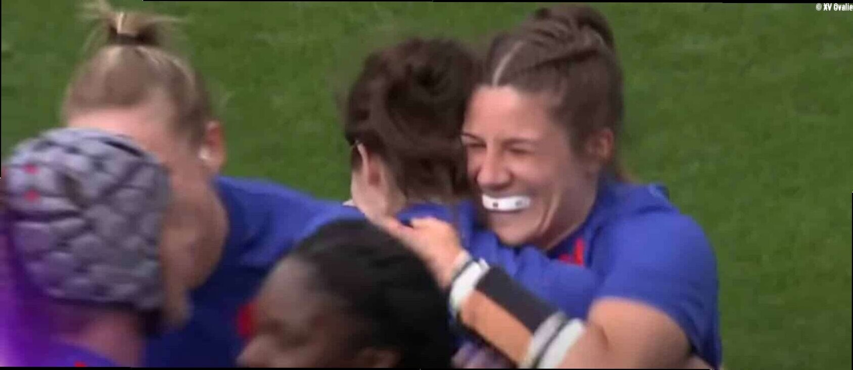 Les Bleues écrasent l'Irlande et filent vers le choc du Grand Chelem
