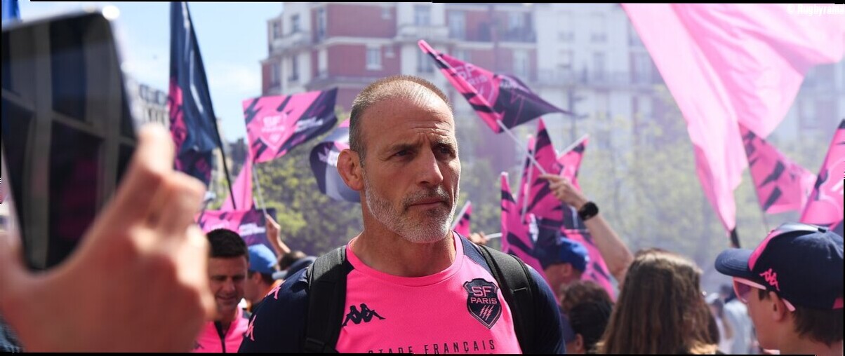 Top 14 - Cadres au repos face au Racing 92, victoire sur le fil contre Pau : Paul Gustard, le manager du Stade français, a re