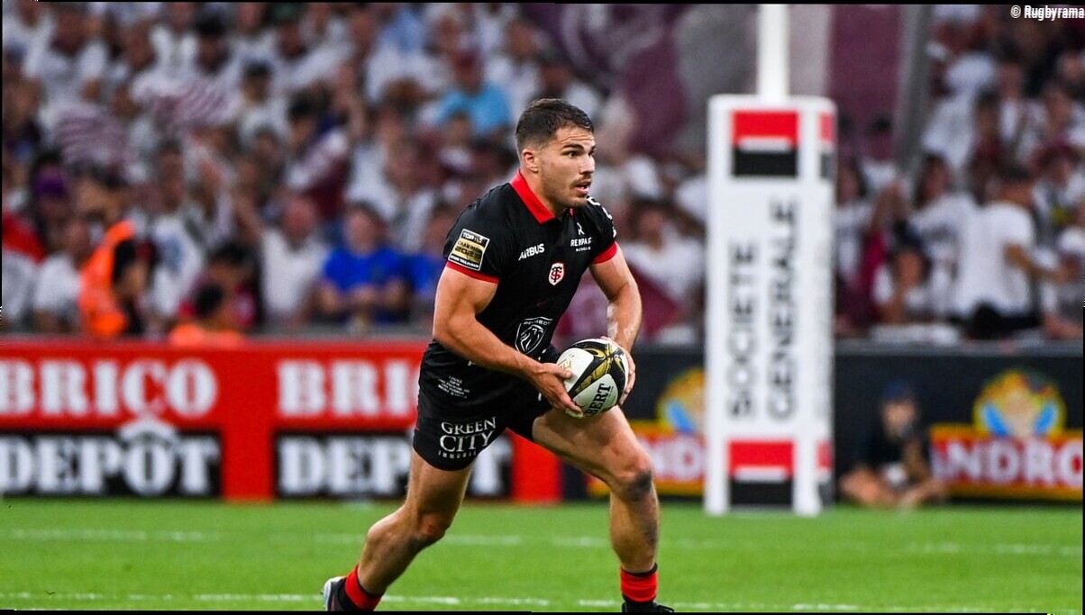 Top 14. Pourquoi Antoine Dupont (Toulouse) pourrait connaître une première en Top 14 ce week-end au Vélodrome face à Toulon ?
