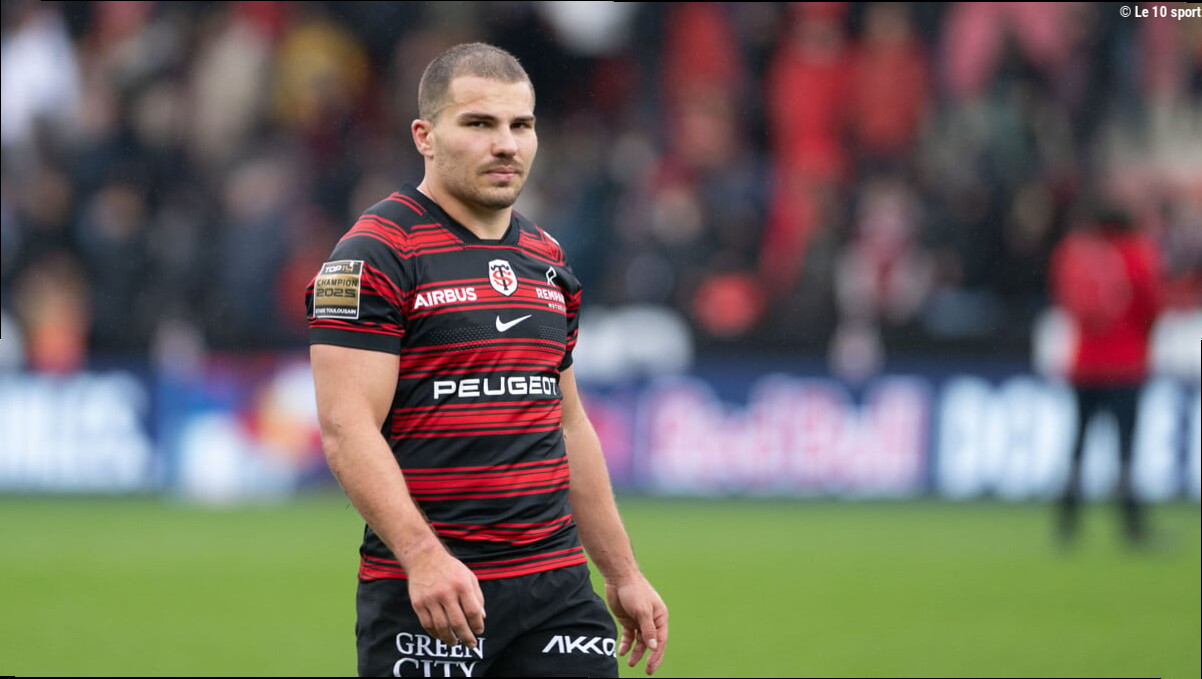 XV de France - «Galthié ne va pas jouer avec le feu» : Antoine Dupont bientôt remplacé par Maxime Lucu ?