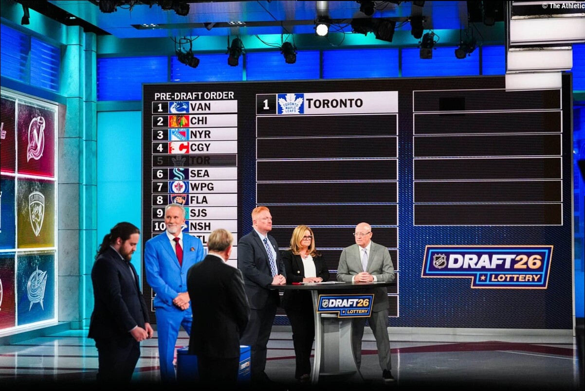 Flyers vs. Bruins: Who gets the Maple Leafs' next two first-round draft picks?