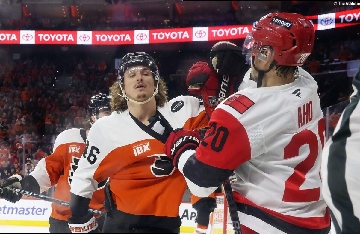 Zegras, Tocchet reflect on relationship after heated moment in Flyers' Game 3