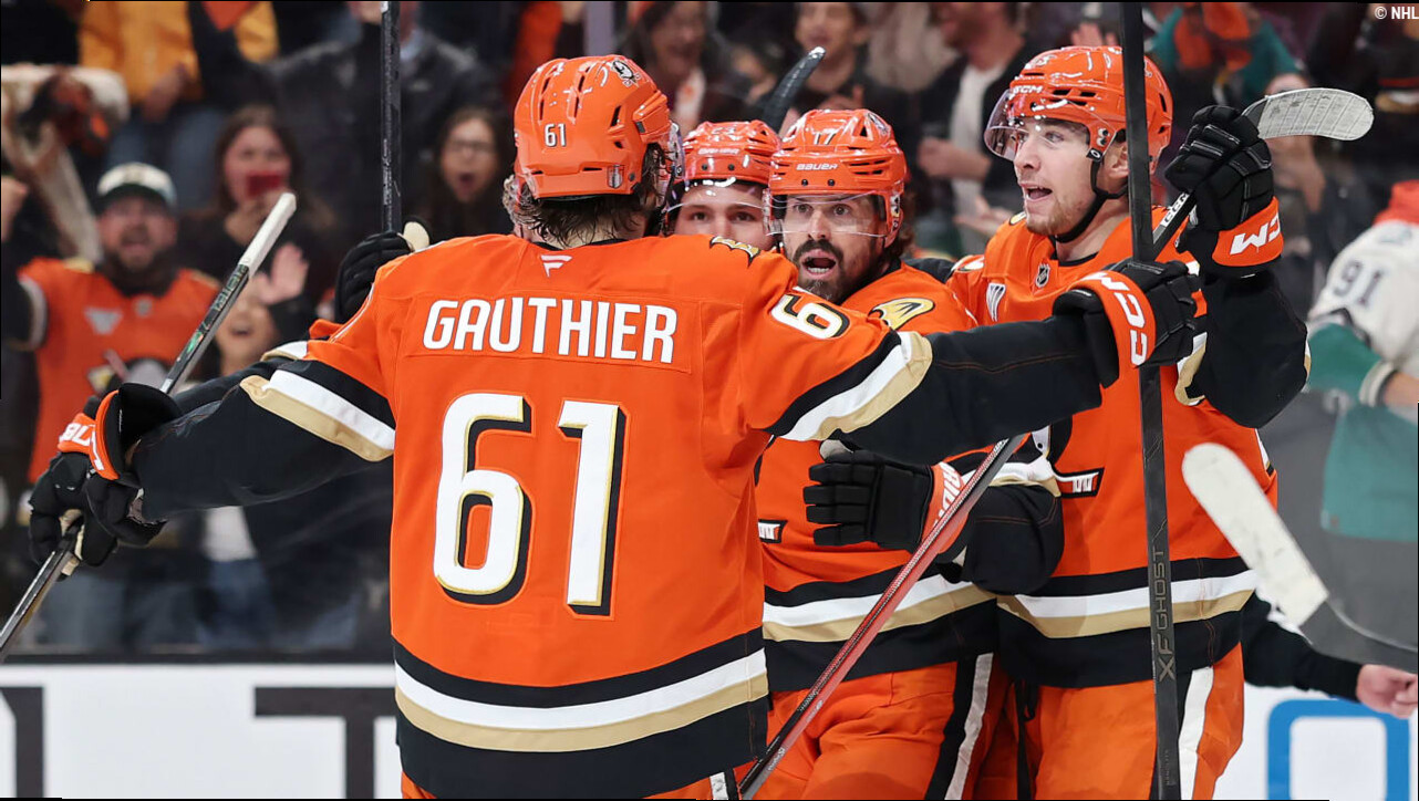 Ducks edge Golden Knights in Game 4, even series