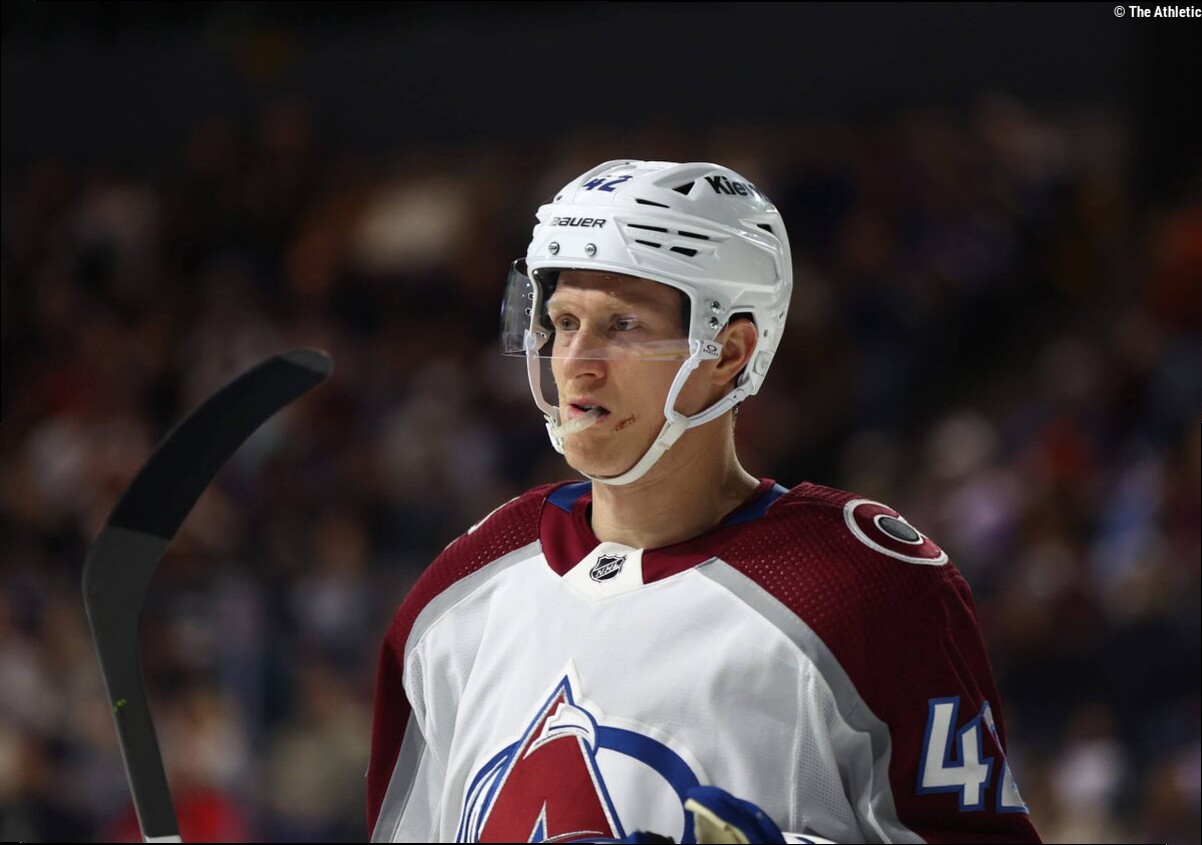 Josh Manson penalized — but not ejected — for butt-end jab at Michael McCarron in Wild-Avs Game 4