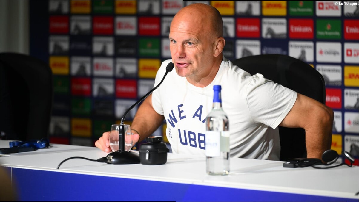 Top 14 - UBB : La demande surprenante de Yannick Bru à deux journalistes !