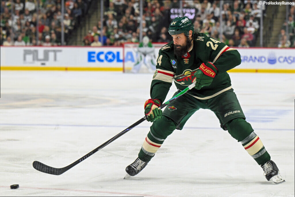 Snapshots: Wild, Avalanche, Liiga