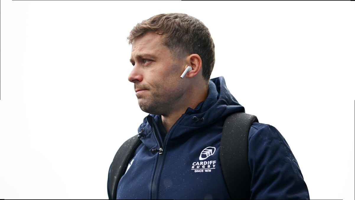 Leigh Halfpenny in final farewell to Wales and Louis Rees-Zammit returns on wing