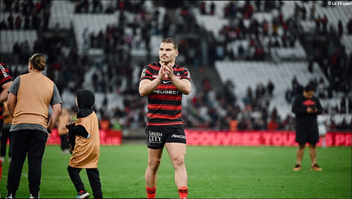 «Tout le monde lui cherche un peu des noises», le Stade Toulousain s'énerve au sujet d'Antoine Dupont