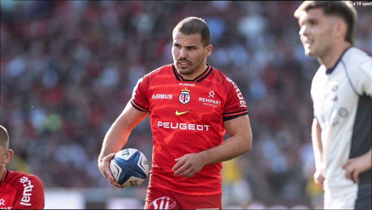 «Il faut arrêter», le cas Antoine Dupont agace un joueur du Stade Toulousain !