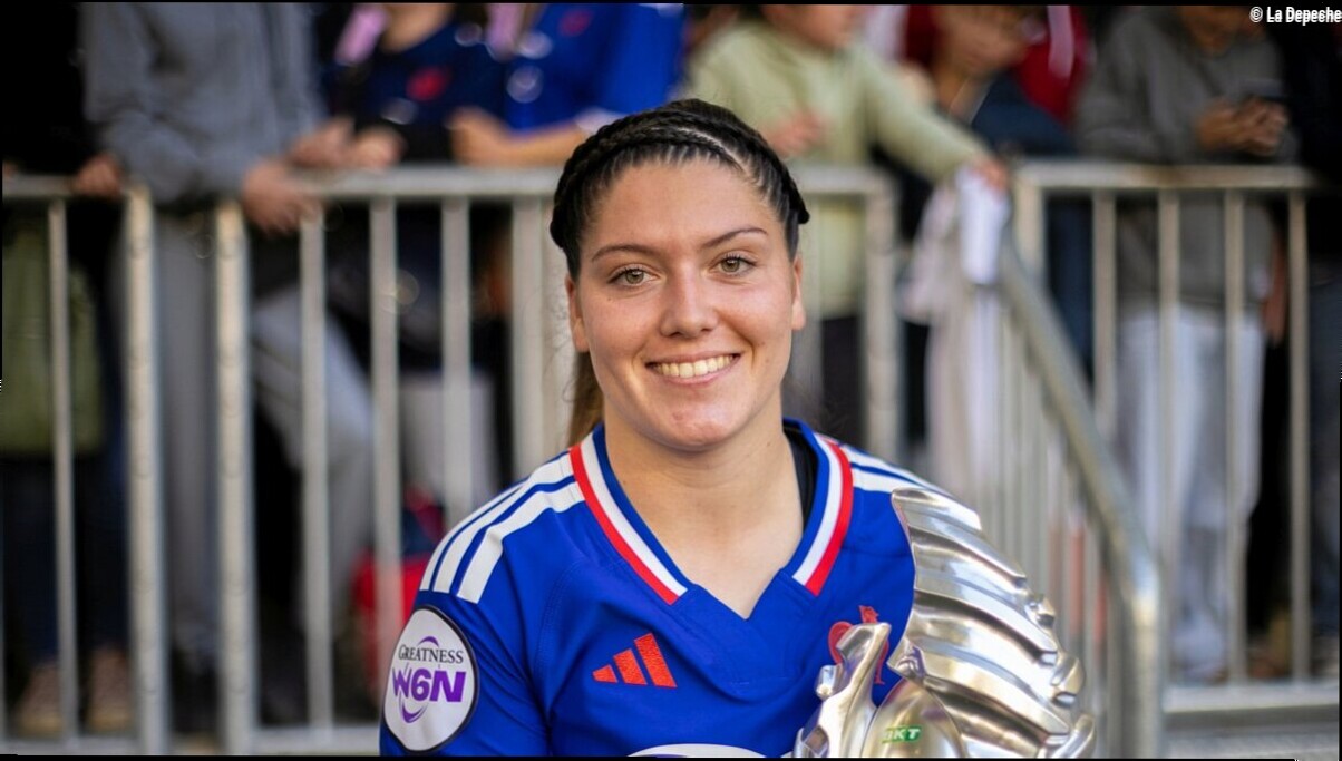 XV de France féminin : élue "révélation" du Tournoi des Six Nations, la Toulousaine Pauline Barrat, un talent précoce, un car
