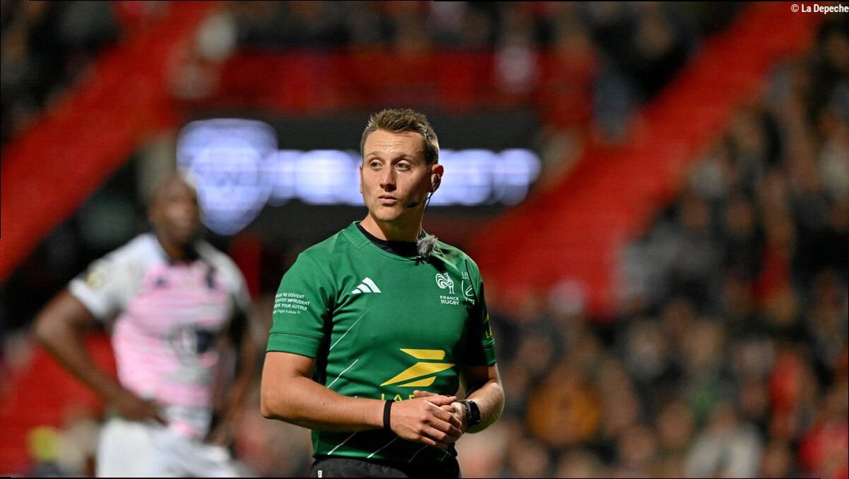 "Ils nous parlent comme de la merde..." L'arbitre Kevin Bralley charge les joueurs du Leinster pour leur comportement et prév