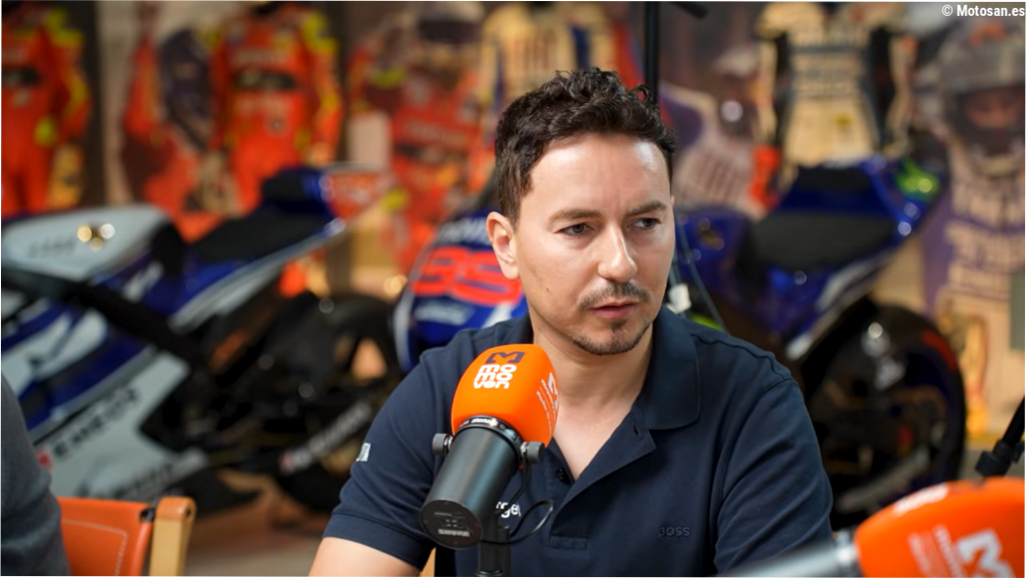Lorenzo señala a Raúl Fernández tras el caos de Barcelona: «Ese adelantamiento era sancionable»