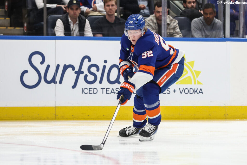 Morning Notes: Holmstrom, Vitelli, Mosley