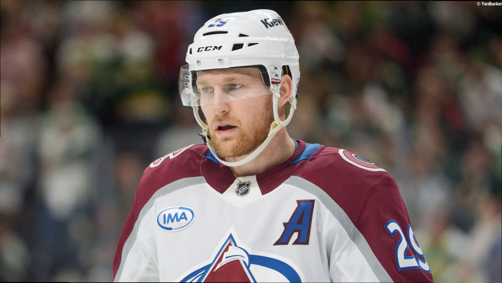Avalanche's chances of coming back against Golden Knights may have evaporated after Game 3 collapse