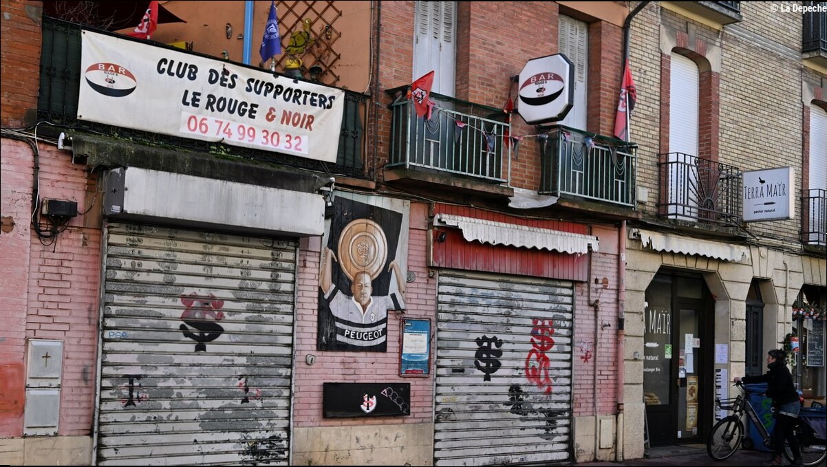 Quel avenir pour le bar Le Rouge et Noir à Toulouse ? Alors que la fille du patron décédé assurait reprendre l'affaire, l'ens