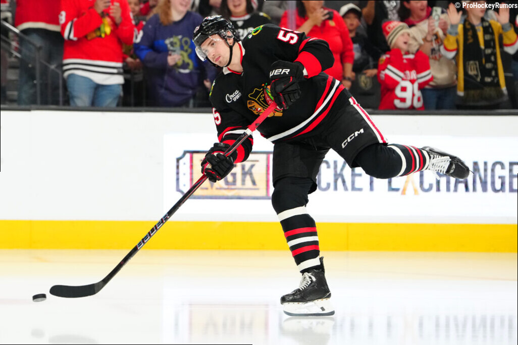 Central Notes: Blackhawks Defense, Sturm, No. 4 Pick