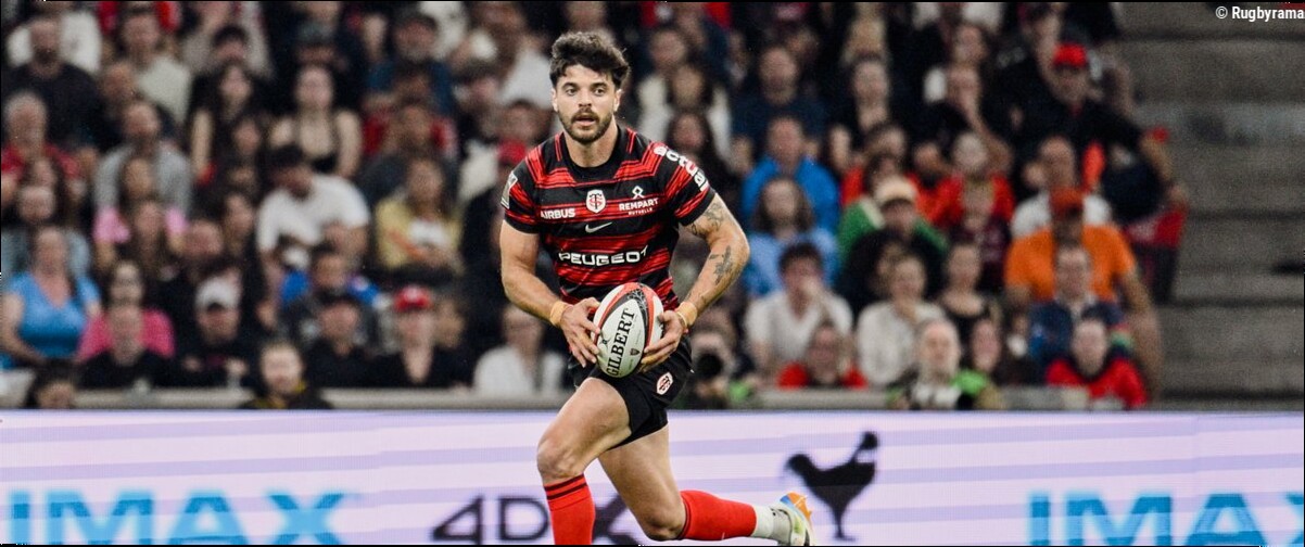 Top 14 - "Peu importe la manière, il faut gagner" : Romain Ntamack veut retrouver un collectif toulousain fort face à Lyon