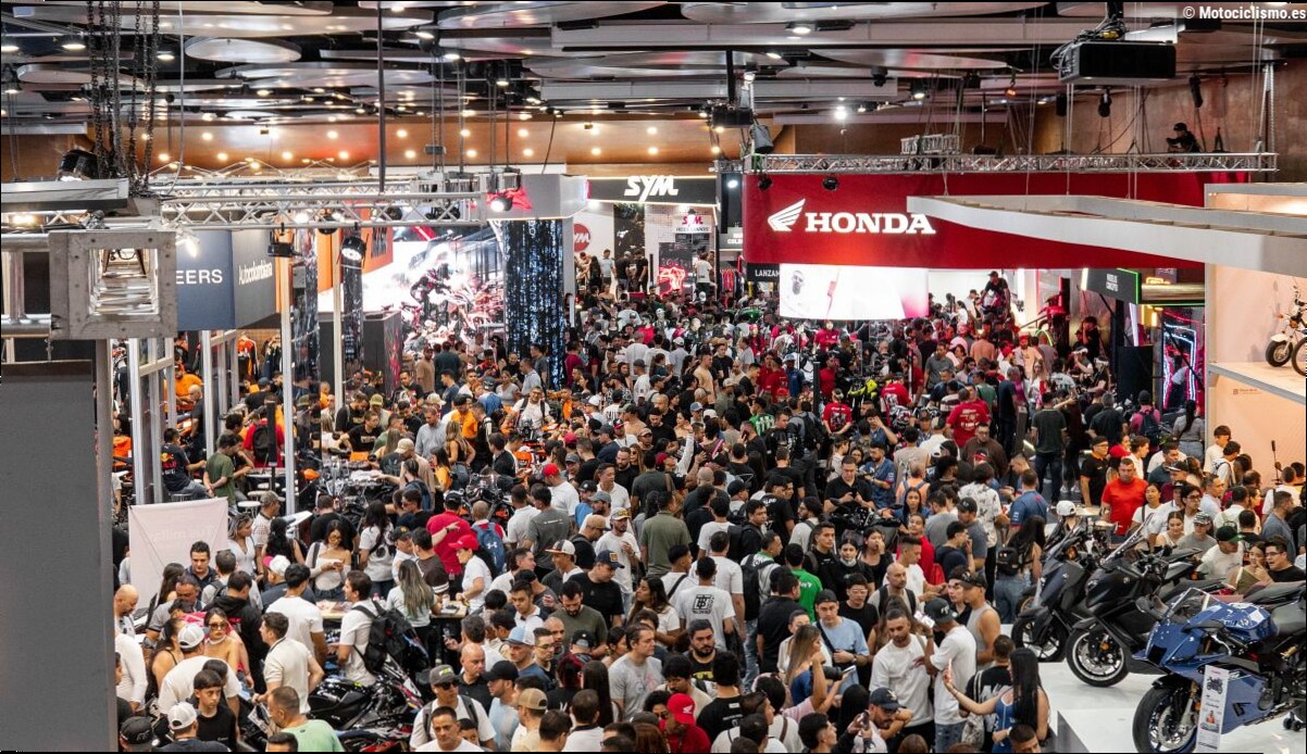 MotoGP, stunt extremo e innovación: así fue la espectacular Feria de las 2 Ruedas