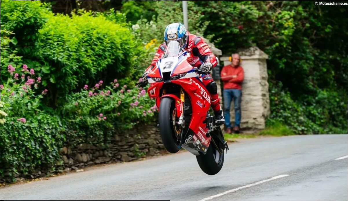 Dean Harrison se lleva el IOMTT Superbike 2026 ante Peter Hickman y Michael Dunlop