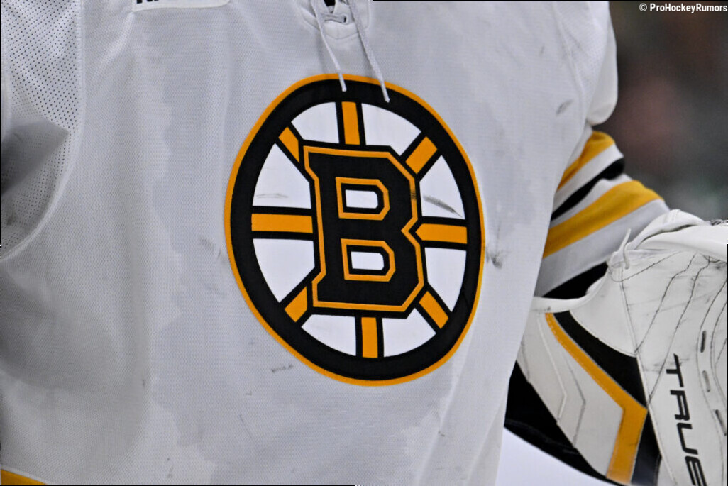 Bruins Sign Navrin Mutter To One-Year Extension