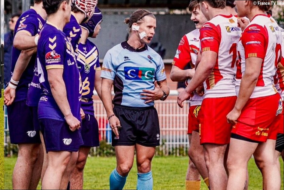 "Psychologiquement c'est dur, heureusement j'ai été grandement soutenu " : un arbitre violemment agressé après une finale de 