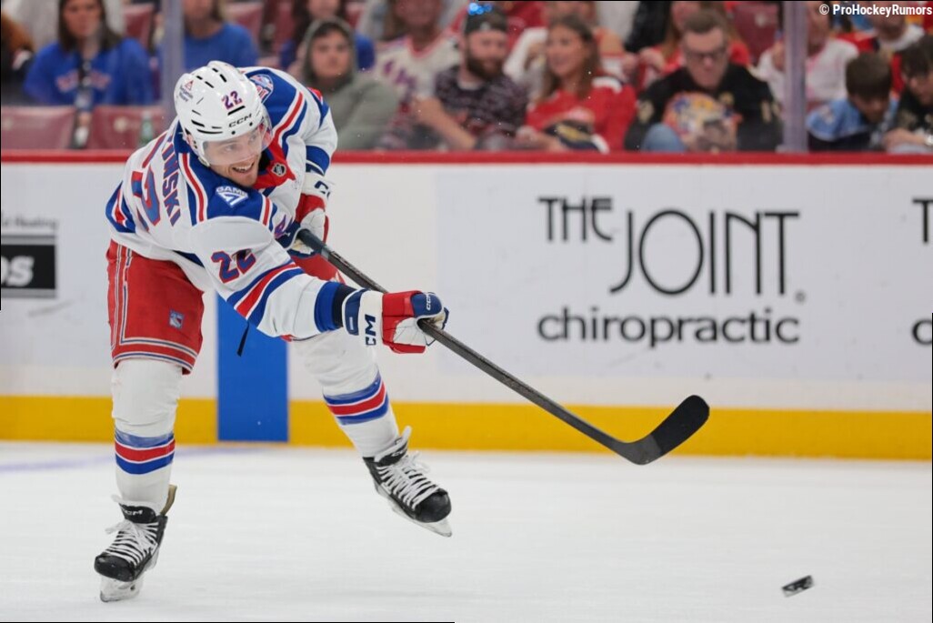 Snapshots: Brodzinski, Blackhawks, Gallagher, Golden Knights