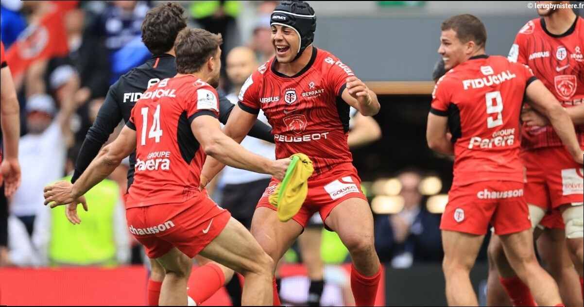 "Il y avait tous ses amis d'enfance" : Comment Antoine Dupont a-t-il pris sous son aile les Argentins de Toulouse ?