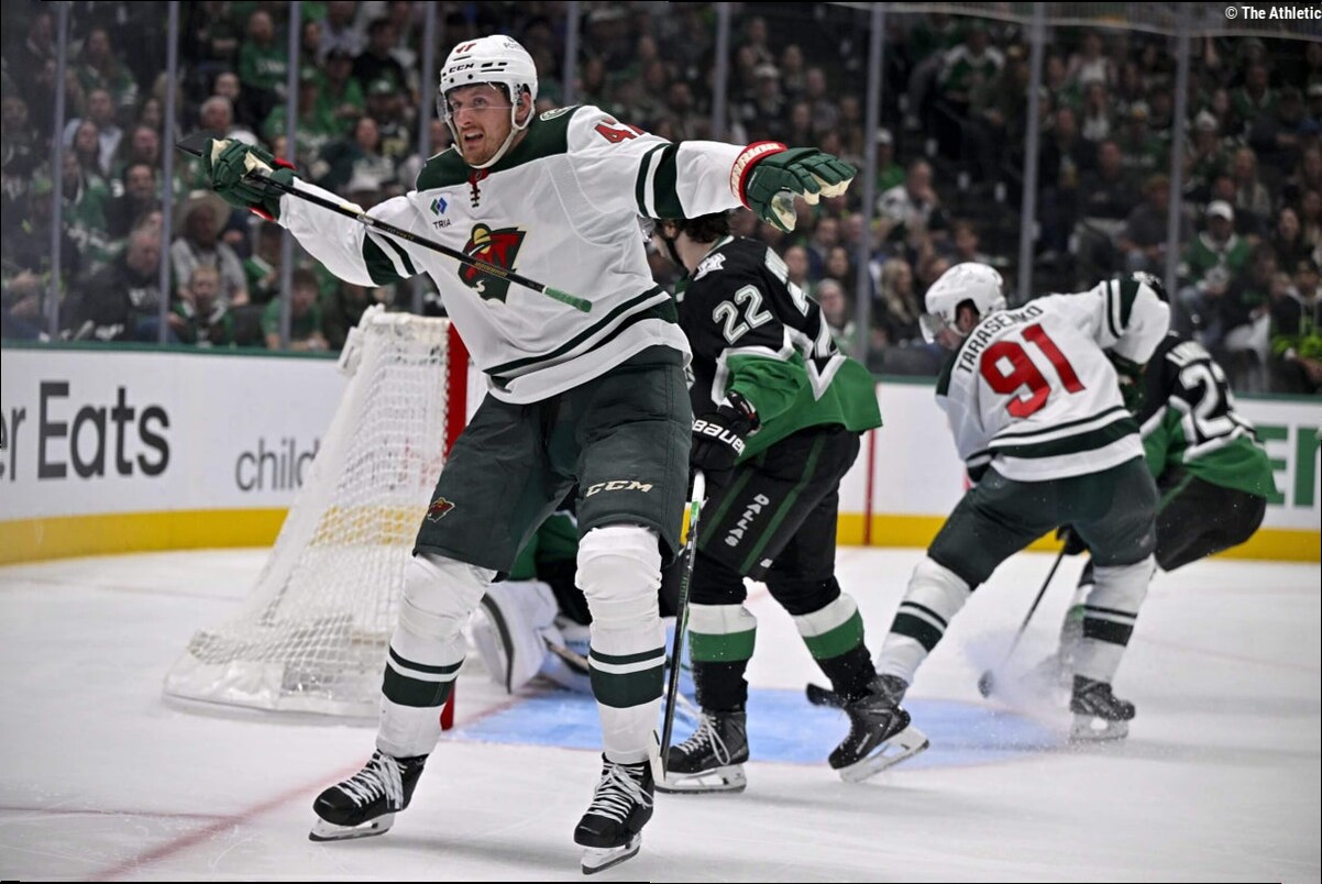 Michael McCarron re-signs with Wild, foregoing UFA payday: Sources