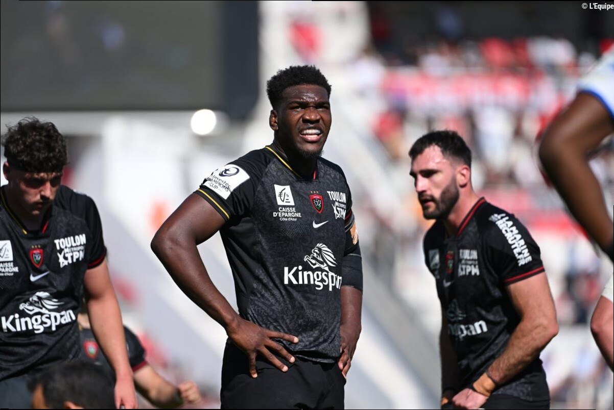L'international anglais U20, Junior Kpoku, s'engage définitivement à Toulon jusqu'en 2029