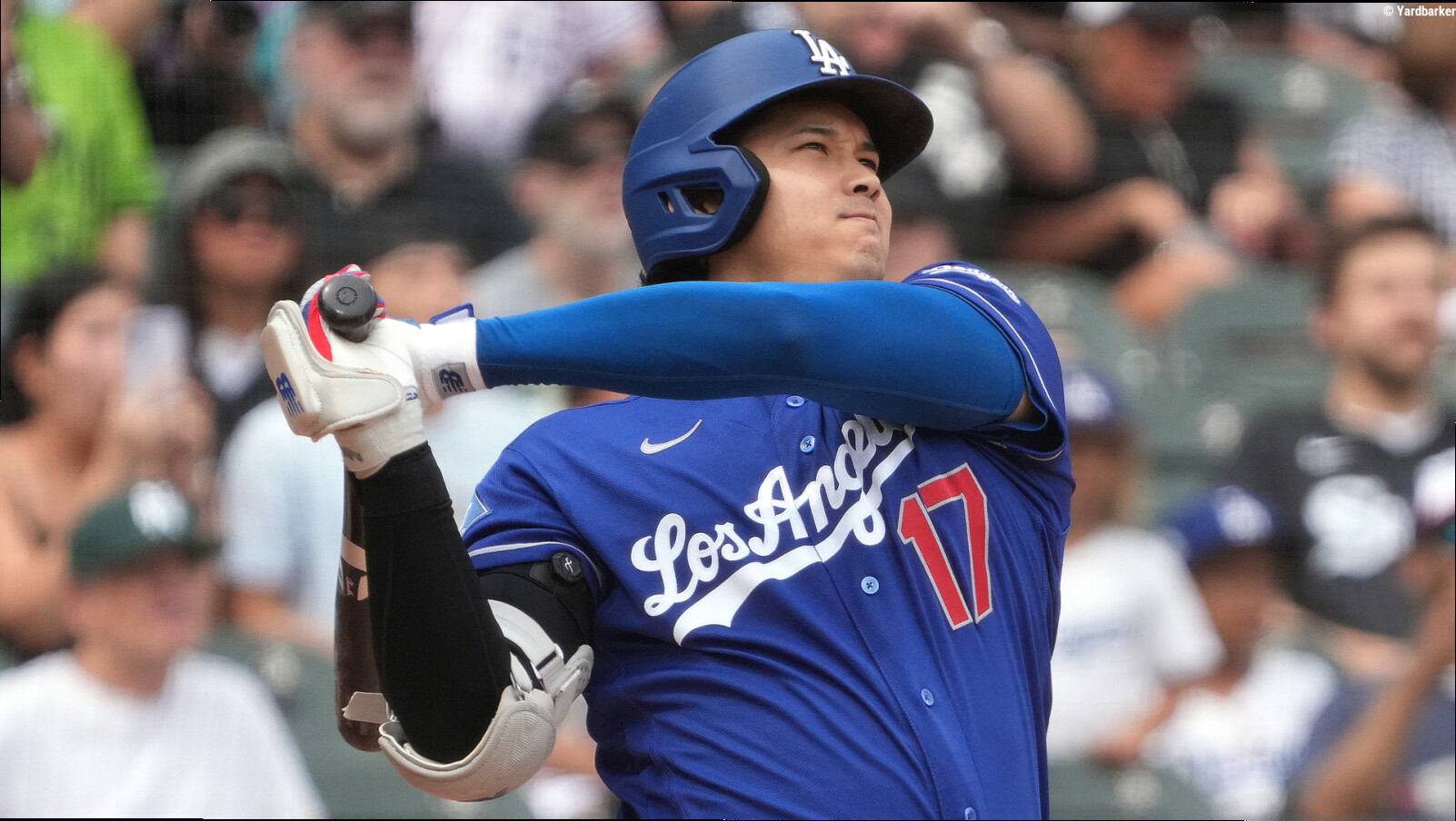 Dodgers' Shohei Ohtani eases knee concerns with leadoff HR vs. White Sox