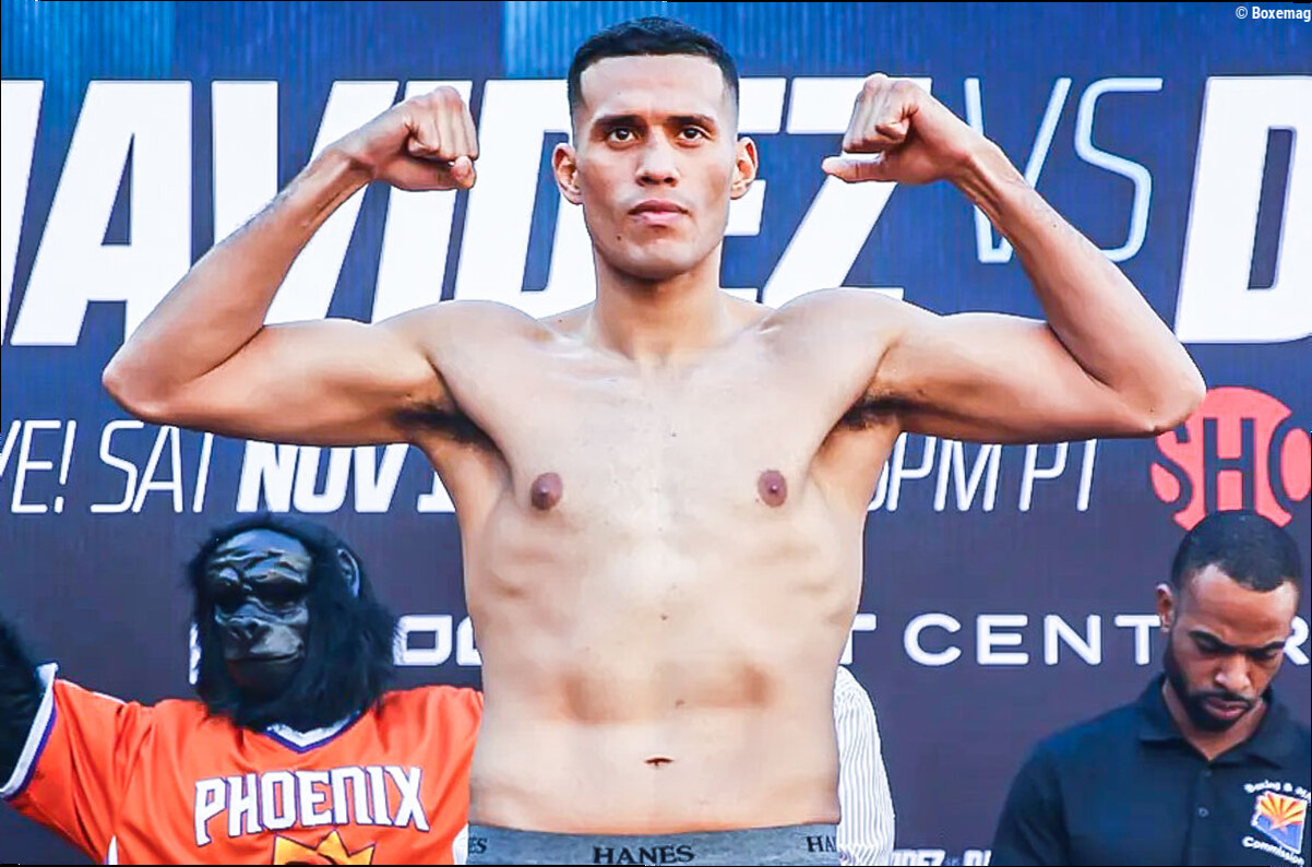 David Benavidez en négociation pour affronter Noel Mikaelian lors de son prochain combat.