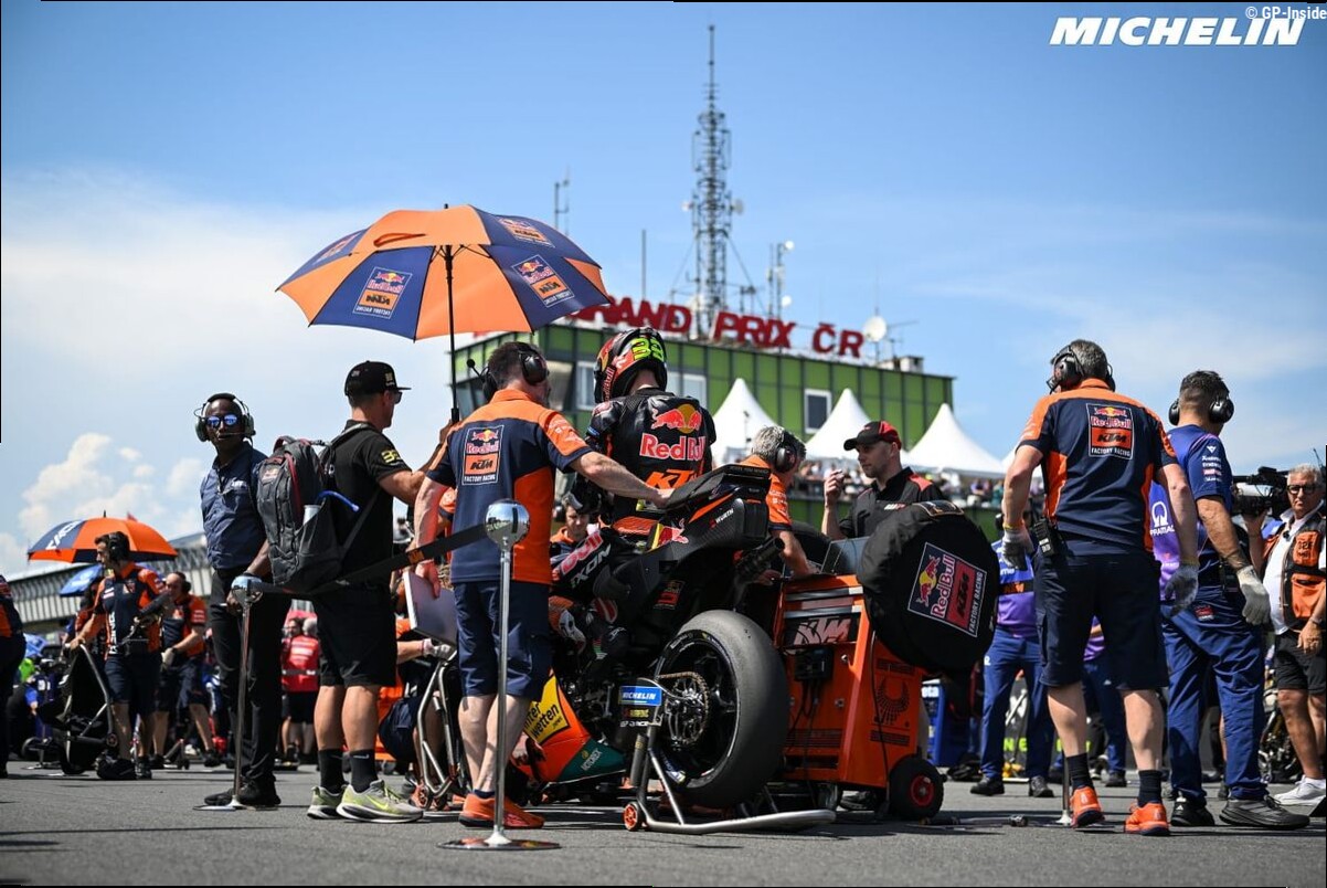 MotoGP : Fin du holeshot device avant, grilles étirées et limite de 6 motos par constructeur