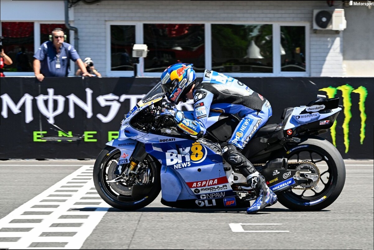 Le holeshot device avant interdit avec effet immédiat !