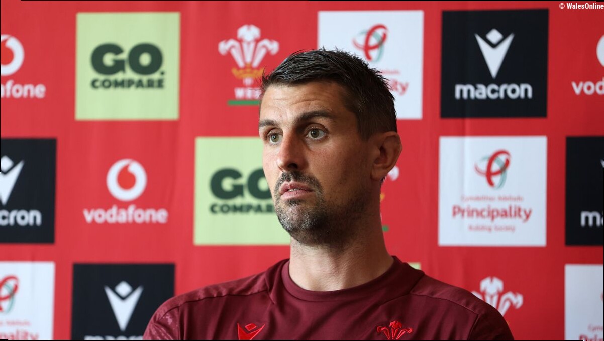 Wales' new defence coach lays out his demands to players and sees opportunity
