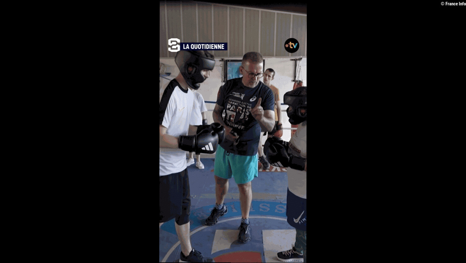 Un club de boxe réunit des mamies et des jeunes en situation de handicap