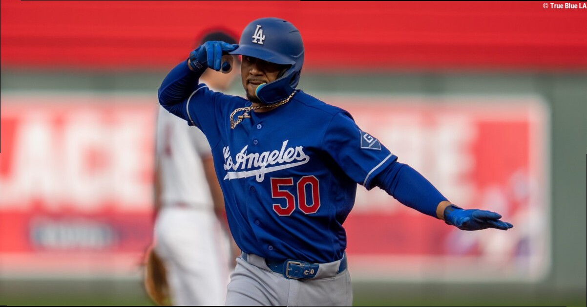 Mookie Betts finishes triple shy of cycle as Dodgers sweep Twins