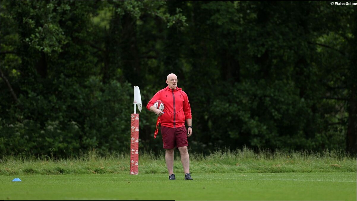 Steve Tandy drops Wales squad hints as everything builds to beating Fiji