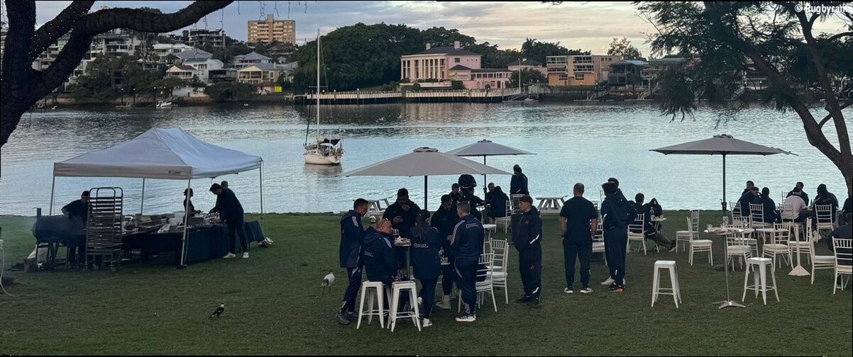XV de France - Repas en plein air, terrasse, shopping : première parenthèse pour les Bleus, avec une journée "off" en Austral