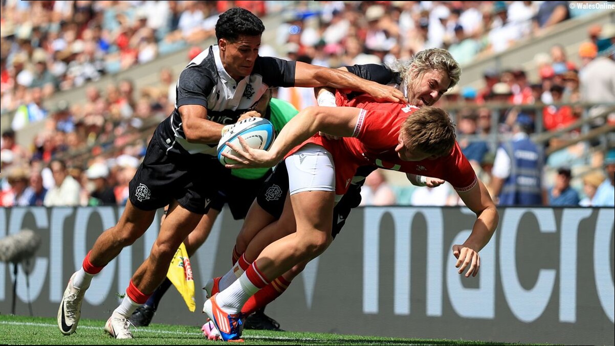 Young Wales star cleared overnight and Springbok spots something in Welsh team