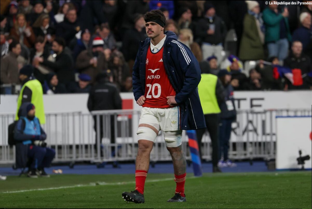 Affaire de Mendoza : pour Oscar Jegou et Hugo Auradou « il faut assumer », dit Fabien Galthié après l'audience de ses deux jo