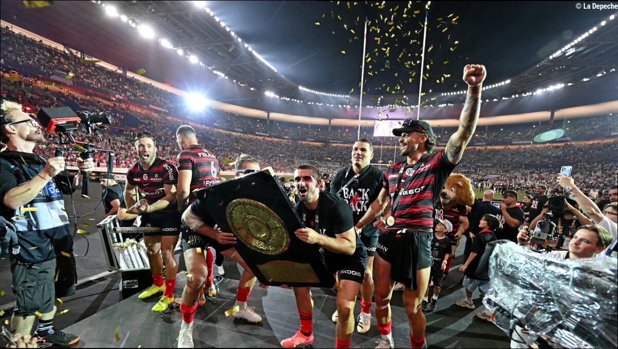 VIDÉO. Stade Toulousain : "Je ne vais pas vous faire de sentimentalisme à la con mais..." Le quadruple champion de France dév